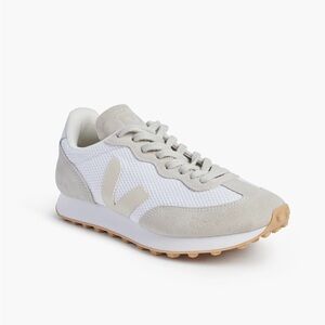 Veja Sneakers Brand New